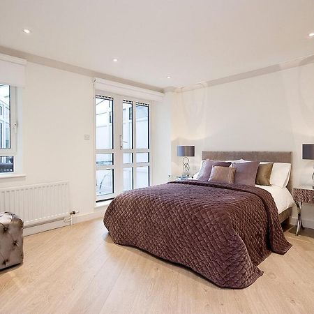 Stunning 2-Bedroom-Hosted By Sweetstay ลอนดอน ภายนอก รูปภาพ